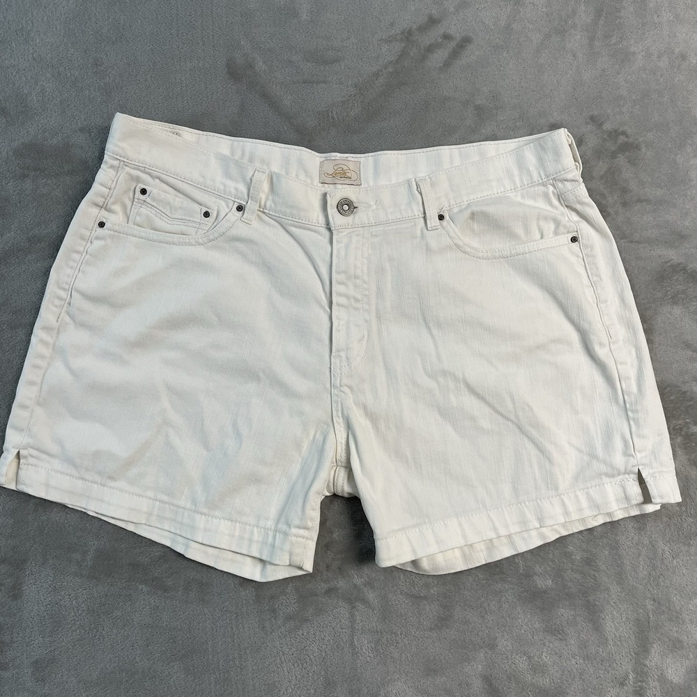 Levi's 515 Womens 14 (36x5) White Denim Shorts Stretch Mid Rise Beach Y2K